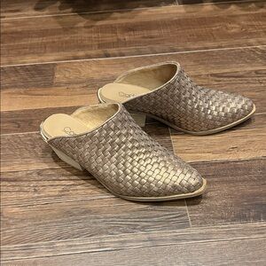 Corkys Metallic Bronze Woven Slip-On Mules